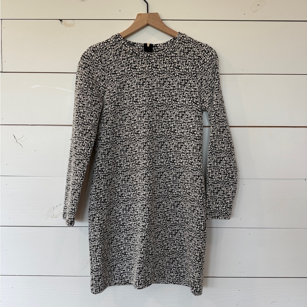 Banana Republic Black and White Long Sleeve Dress